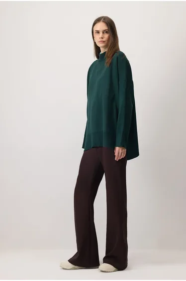 سويتر محبوك بياقة تيرتيل