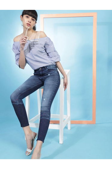 Women Blue Mid Rise Skinny Jeans with Light Distress