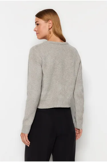 كارديغان محبوك بلا أكمام