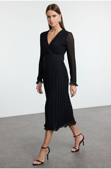 Black Belted Plain Midaxi Woven Dress