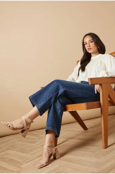 صندل كعب عالي اويسيس باللون البيج