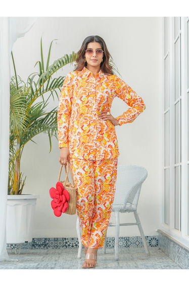 Women Floral Print Shirt and Trousers Co-Ords