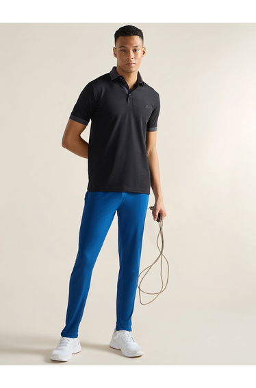 Men Black Jacquard Collar Knitted Polo