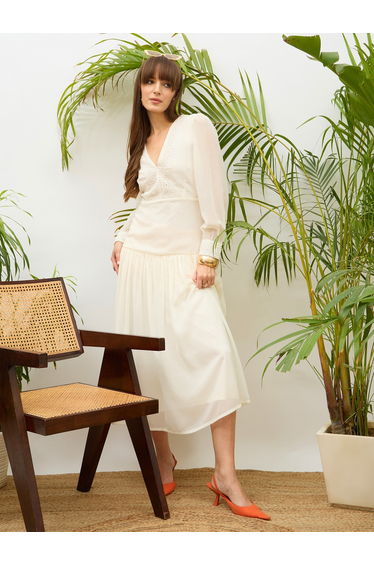 Off-White V-Neck Lace Detail Midi Dress