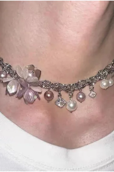 Irregular Flower Pearl Necklace