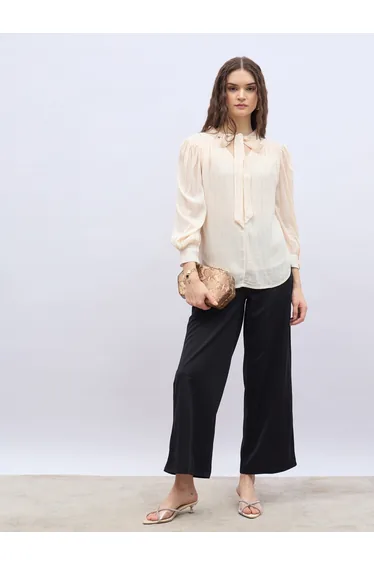 Textures Balloon Sleeve Tie-Up Neck Blouse