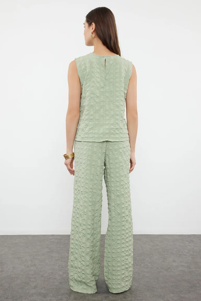 Mint Woven Wrinkled Blouse Trousers Bottom-Top Set - 3