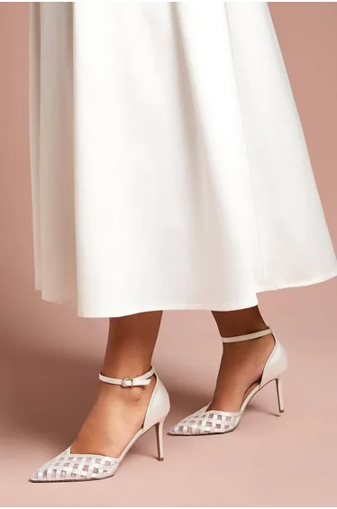 حذاء كعب عالي كوست فاشن باللون الأبيض