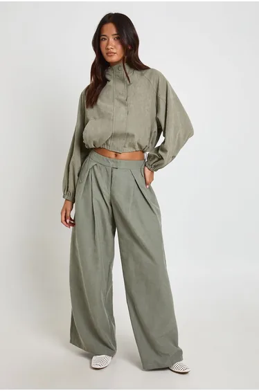 Pleat Front Wide Leg Trouser - green