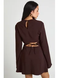 فستان بياقة عالية مزموم بأكمام طويلة - بني - 1