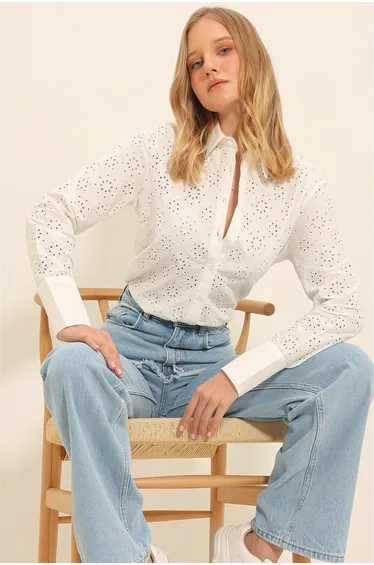 Women's Ecru Wide Cuff Scalloped Embroidered Shirt