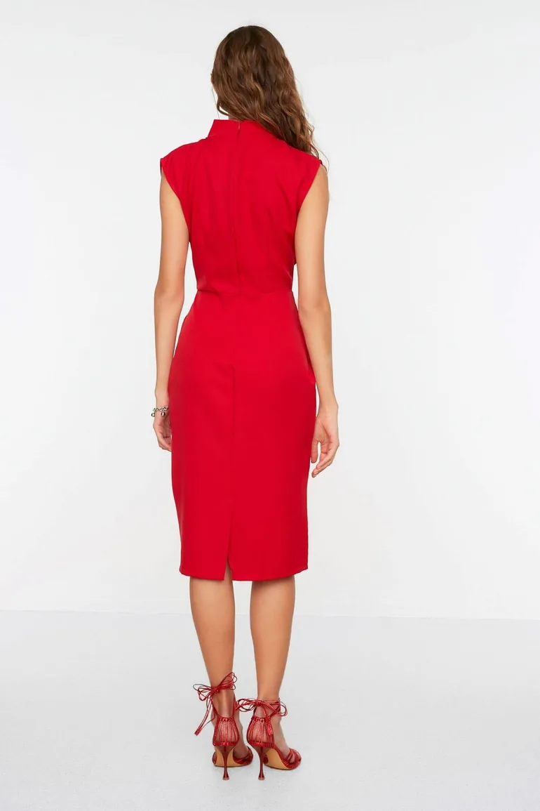 فستان ميدي مزموم بقصة مستقيمة - أحمر - 3