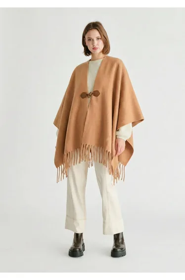Poncho Scarf With Toggle Closure