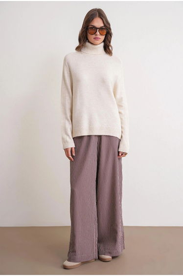 Mixray Loose Fit Turtleneck Knit Sweater