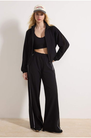 Black Tulle Detailed Sporty Lycra Knitted Sports Jacket