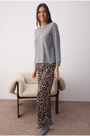 Gray-Multicolored Leopard Patterned Piping Top Soft, Bottom 100% Cotton Knitted Pajama Set