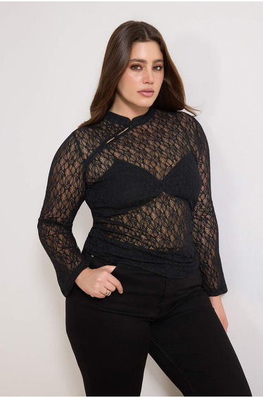 Black Button Detailed Crop Knitted Plus Size Blouse