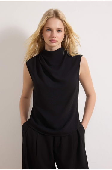 Black Degaje Collar Stylish Woven Crepe Blouse