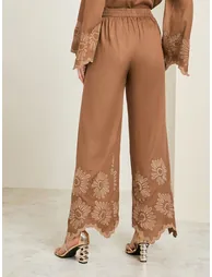 بنطلون نسائي بأرجل عريضة بتطريز - بني - 3