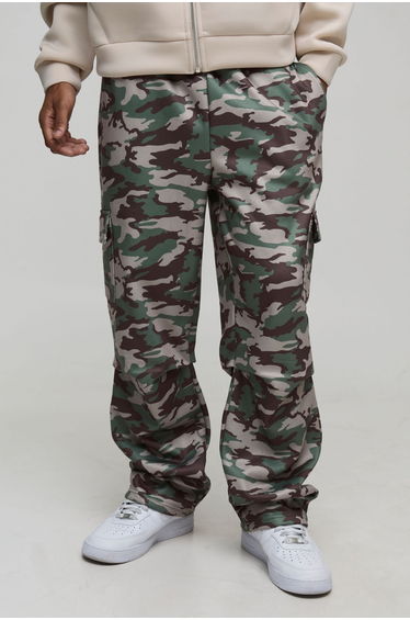 Relaxed Camo Cargo Jogger - forest