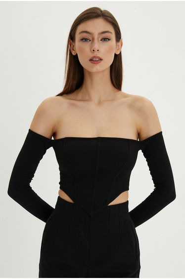 Blouse - Black - Fitted