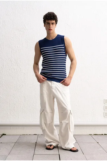 GIESTO Slim Fit Striped Crew Neck Sleeveless T-Shirt