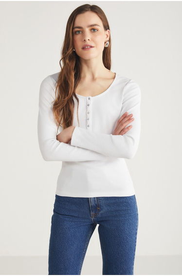 Zazana Women's Ribbed Look Full-Function Deep Round Neck Buttoned White Blouse