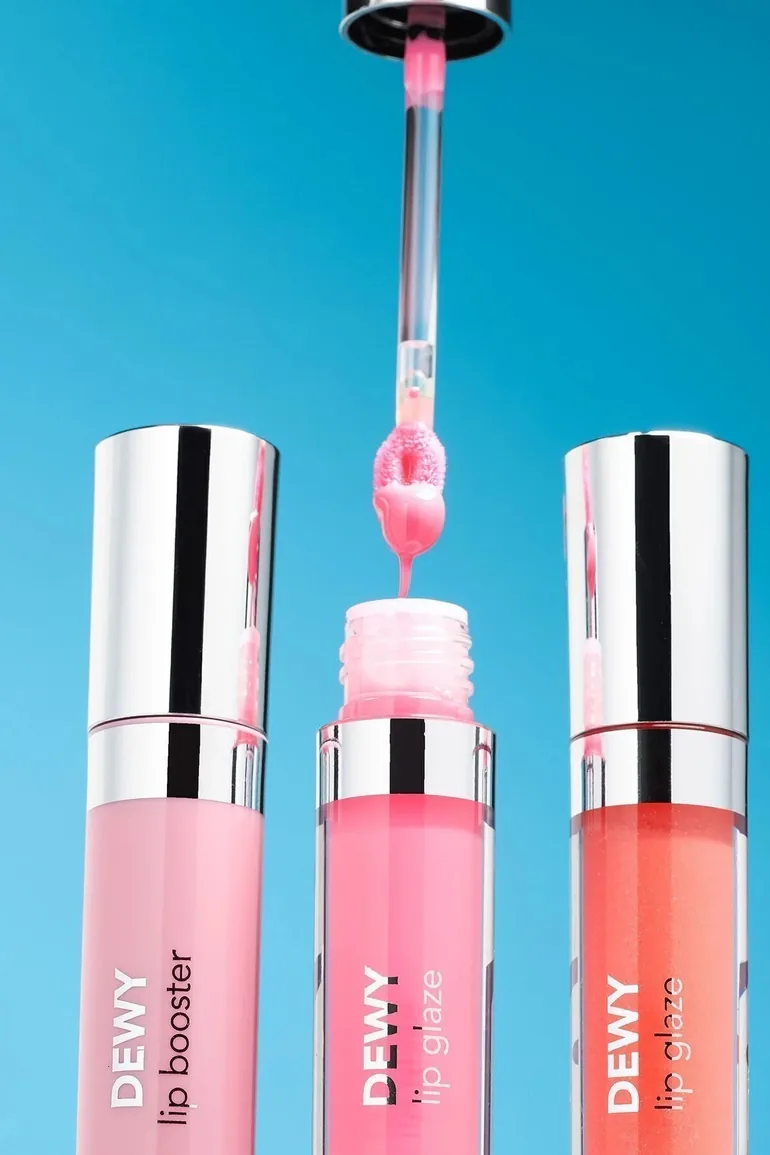 Dewy Lip Booster Plumping Lip Gloss - 5