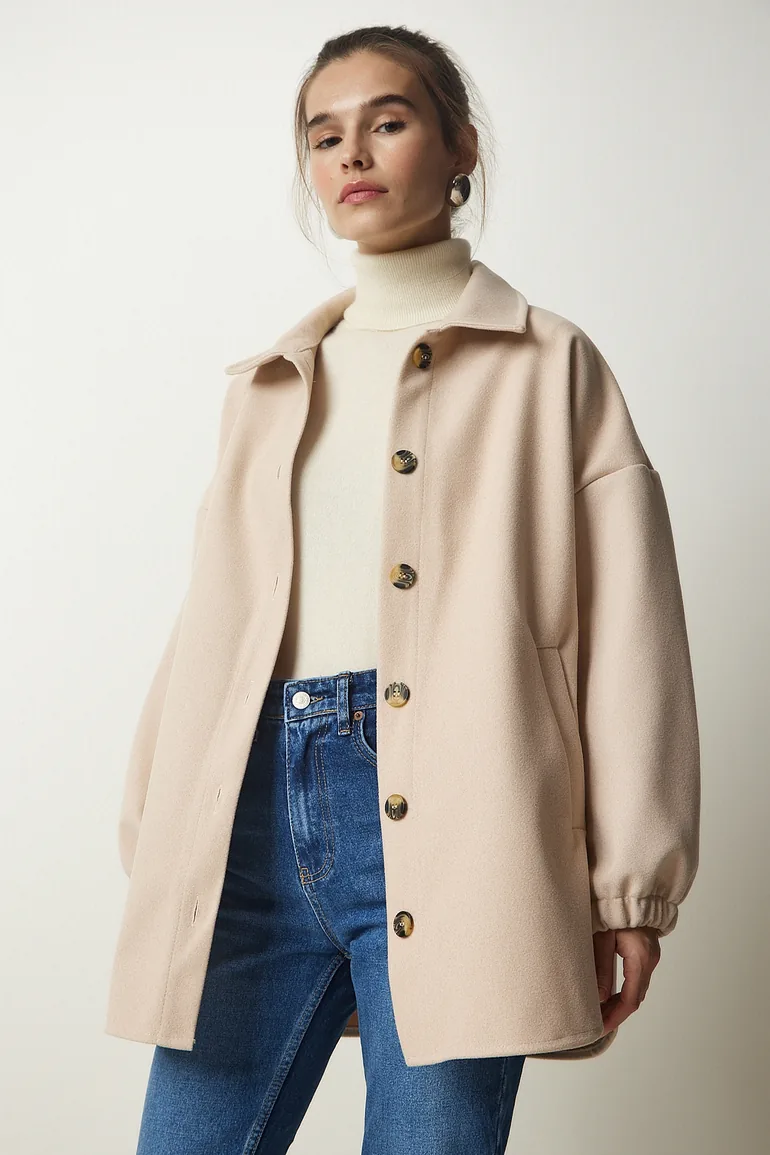 Women's Beige Buttoned Pocket Oversize Shirt Jacket