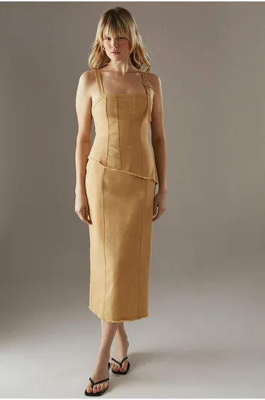 Buckle Detail Raw Edge seamed Midaxi Dress