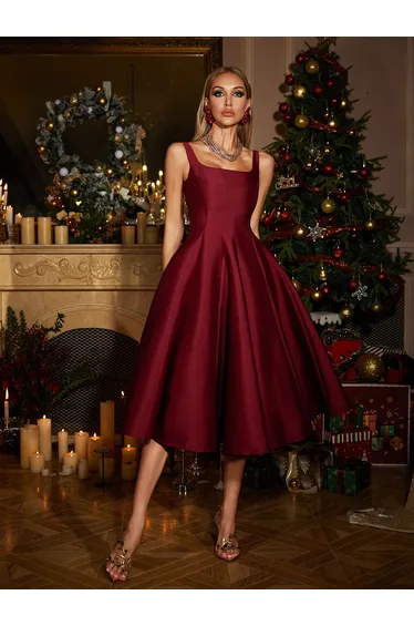 فستان ميدي بلا أكمام