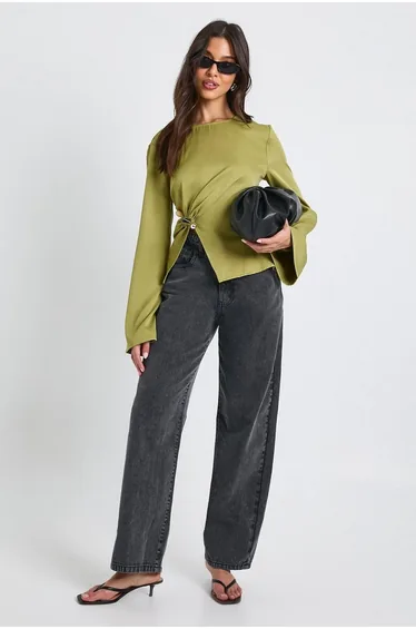 توب بوهو أخضر بأكمام طويلة