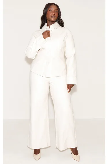 قميص بريتي ليتل ثينق جينز بلون كريمي بأكمام طويلة - للمقاسات الكبيرة