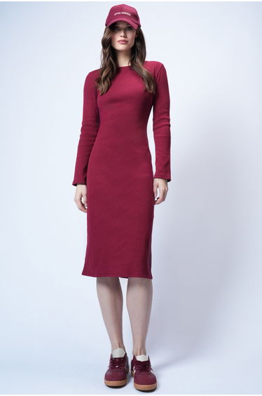 Women's Burgundy Crew Neck Midi Length Knitted Dress