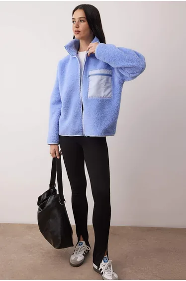Light blue knitted sweatshirt