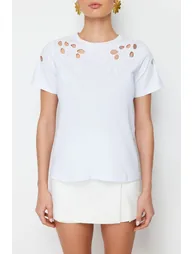 White Embroidered Basic/Regular Pattern Knitted T-Shirt - 3