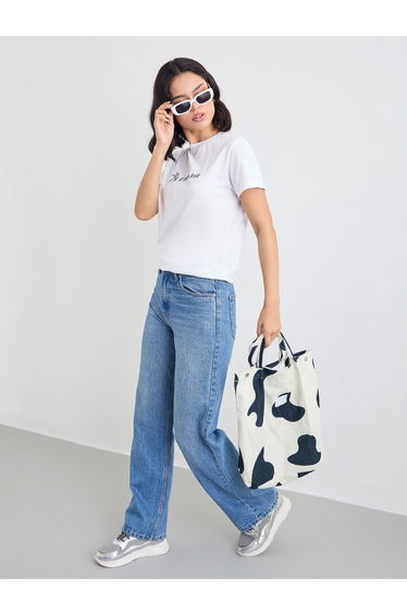 Embroidered Slogan Short Sleeves T-Shirt