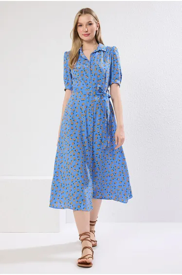 فستان قميص ساتان ميدي طويل بتصميم بشكل A بطبعة أزهار 