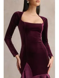 Emberlyn | Burgundy Velvet Scoop-Neck Fishtail Midi Dress - 4