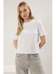 Ecru Tok Fabric Crew Neck Short Sleeve Regular Cut Knitted T-Shirt - 1