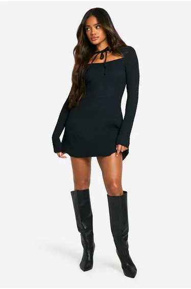 فستان بربطة أمامية - أسود