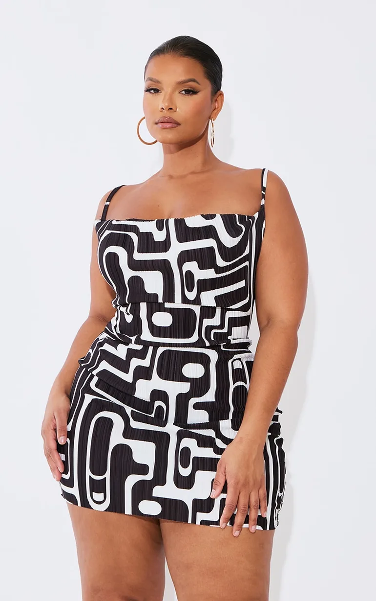 Plus Black Printed Plisse Cowl Neck Bodycon Dress - 2