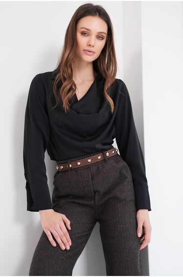 Women's Black Degaje Collar Cuffed Sleeve Woven Blouse