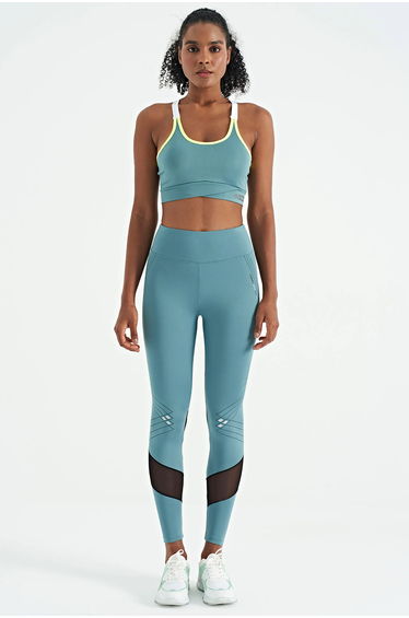 TOMMY Fitted Sleeveless Crop Sports Top