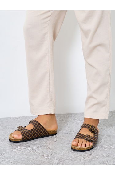 Buckle Detail Slip-On Sandals