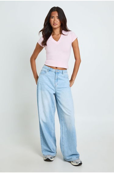 V Neck Cap Sleeve Fitted T-shirt - baby pink