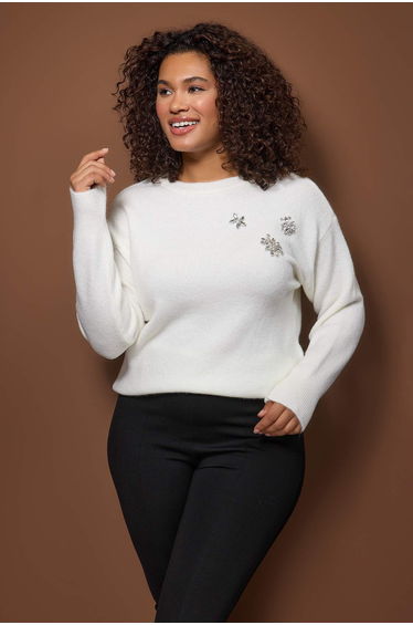 Ecru stone detailed soft feeling knitwear sweater