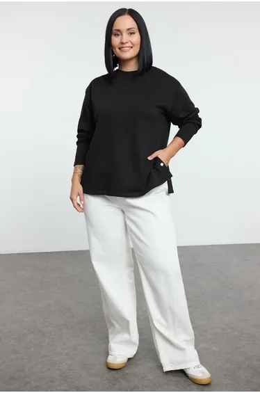 Black Snap Detail Regular/Normal Pattern Crew Neck Knitted Sweatshirt