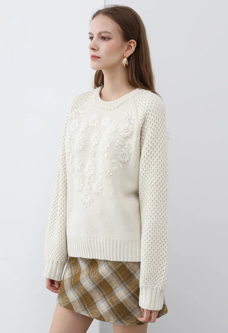 Iconic Plaid Pattern Mini Bud Skirt in Camel - 8