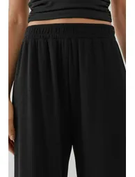 Wide Leg Textured Knit Pants - 5